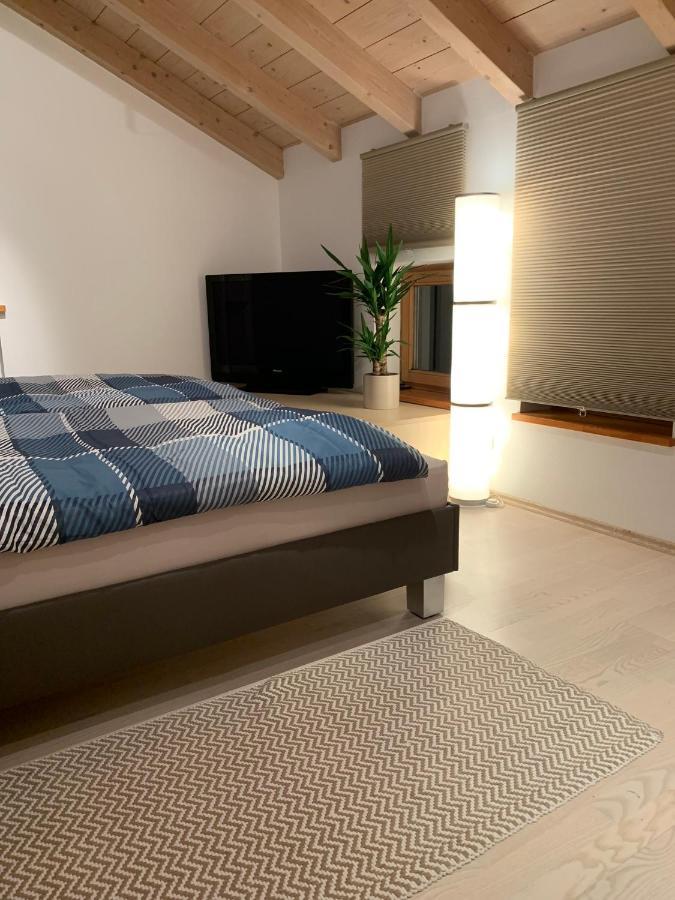 Alpenblick Nahe Muenchen Mit Outdoor Whirlpool - 21 Min Von Muenchen Mit Zug Assling Exterior foto